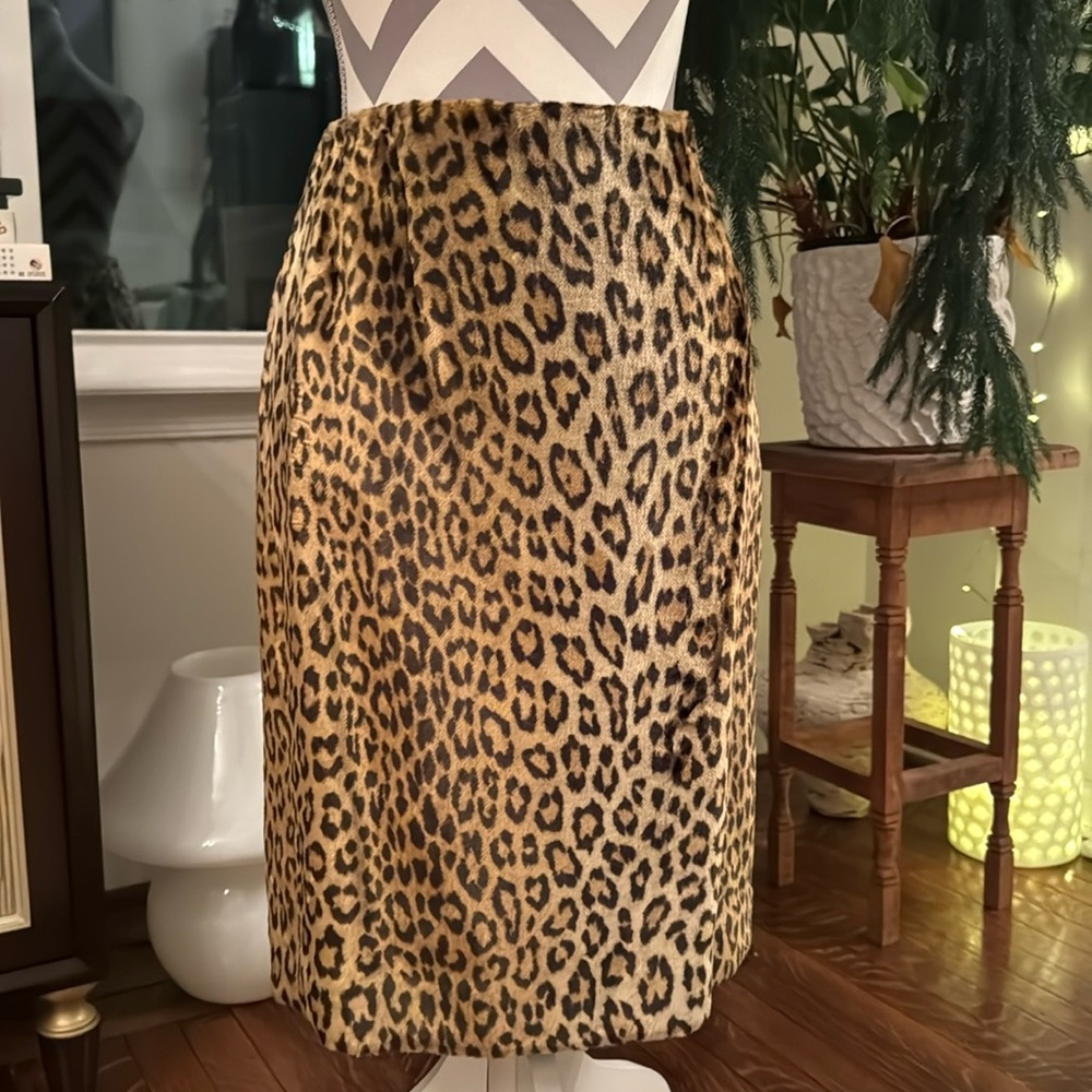 Algo of Switzerland faux fur skirt